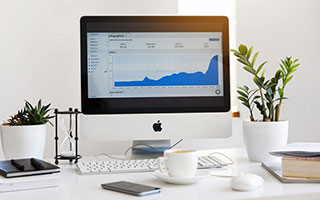 开云下载-阿尔艾因中场控制加强，争取比赛主动权