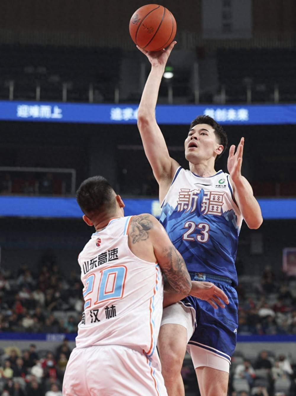 新疆篮球联赛收官,冠军诞生在此刻 新疆篮球联赛收官,冠军诞生在此刻