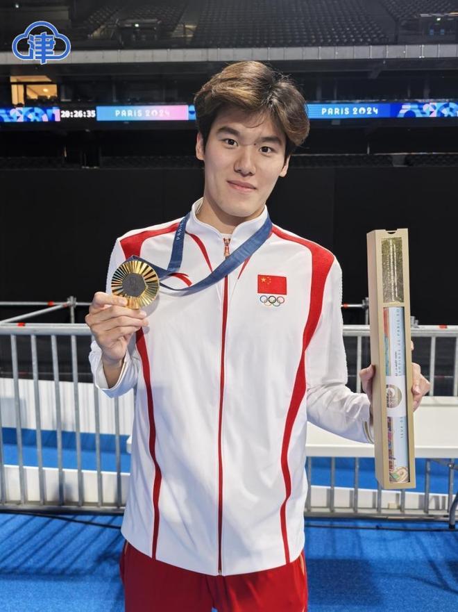 包含运动员斩获金牌，再次震撼世界的词条