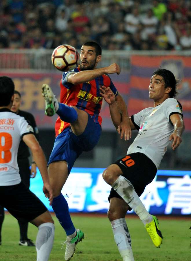 关于河南建业客场战平青岛黄海,保持不败的信息 关于河南建业客场战平青岛黄海,保持不败的信息