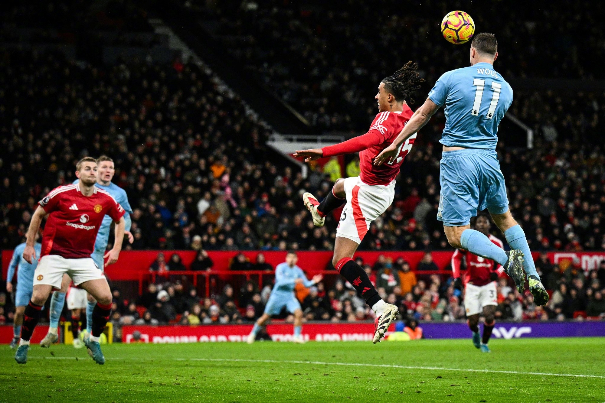 曼联在国际比赛中面临重要挑战 曼联在国际比赛中面临重要挑战