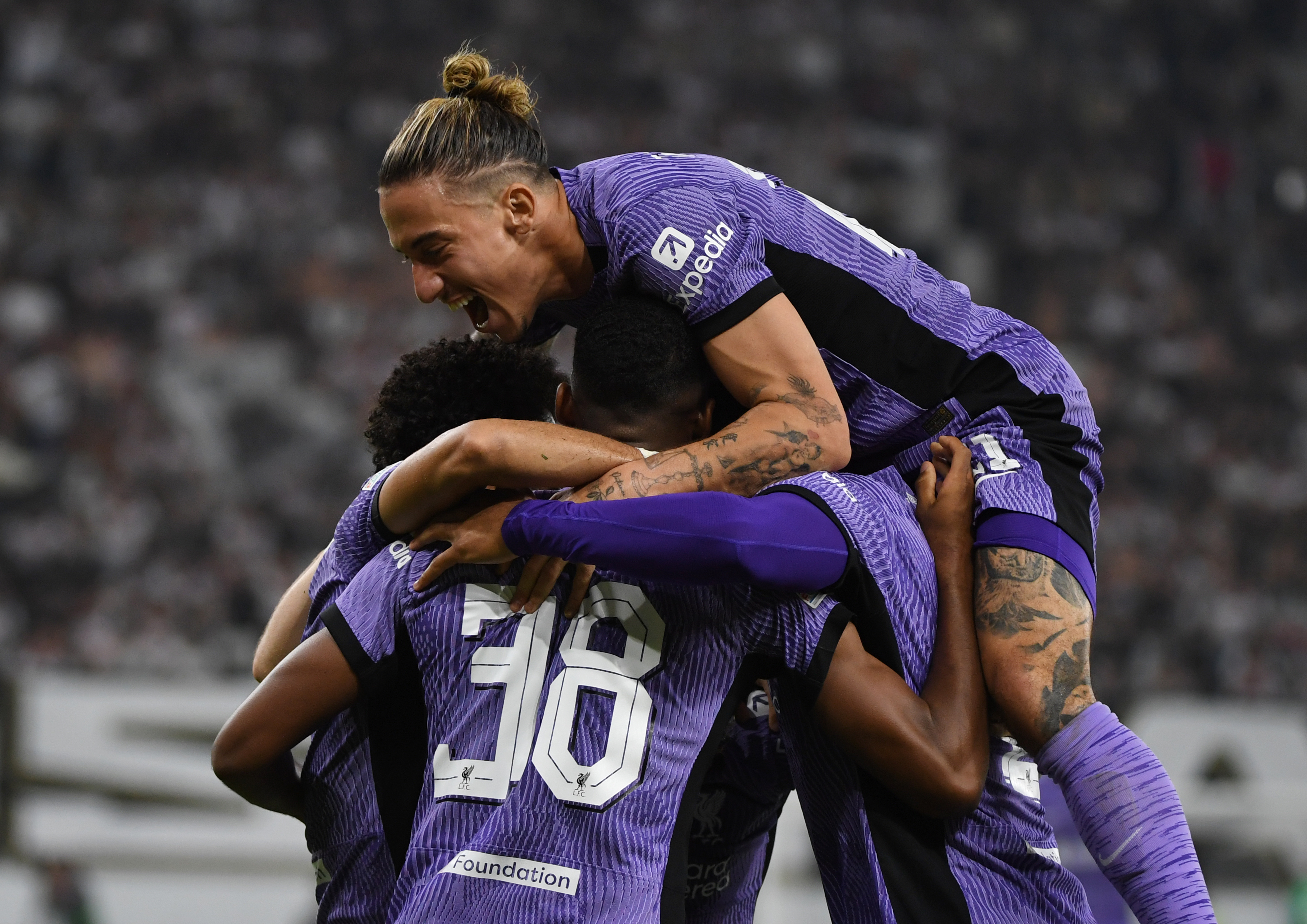 关于利物浦球员在欧国联比赛中上演帽子戏法的信息 关于利物浦球员在欧国联比赛中上演帽子戏法的信息