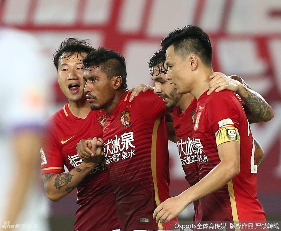 广州恒大客场大胜天津泰达，稳坐积分榜头名的简单介绍