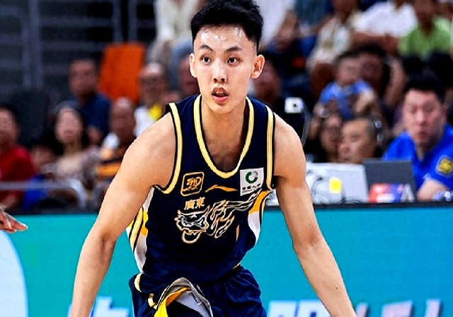 开云下载-斯图加特主场大胜对手，士气大振飞扬的简单介绍