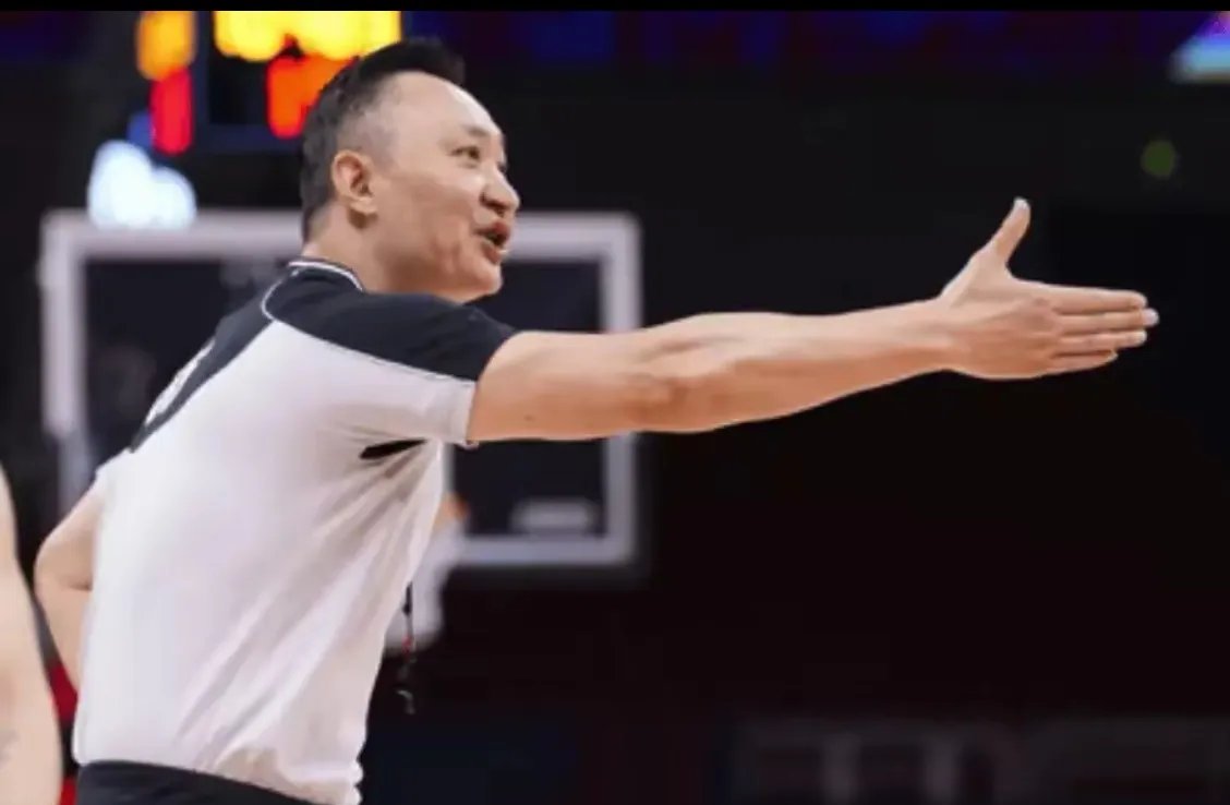 开云体育app-关于比赛紧张刺激球员拼尽全力奉献精彩表演的信息