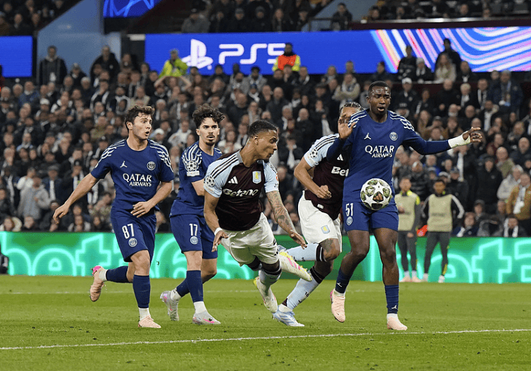 巴黎圣日耳曼惨遭绝杀，露出进军欧冠困局的简单介绍