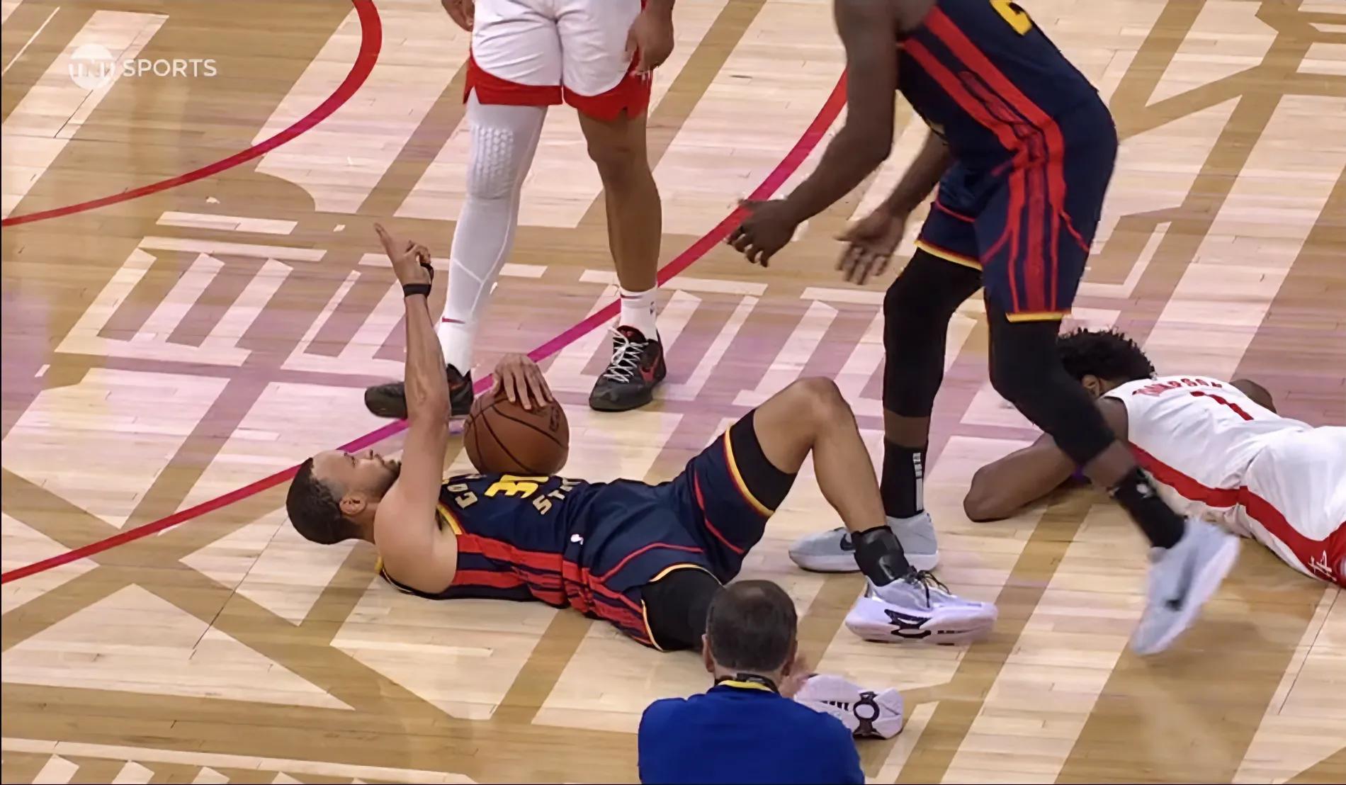 勇士之间的对抗：球场上的拼搏