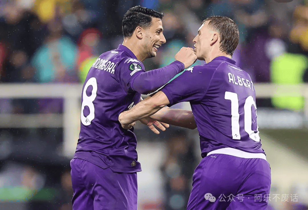 包含罗马客场告捷佛罗伦萨，稳固欧冠资格的词条