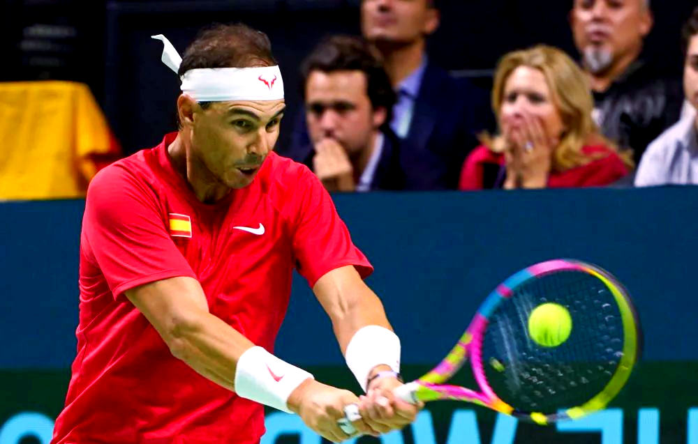 羽毛球赛场上纳达尔再创辉煌