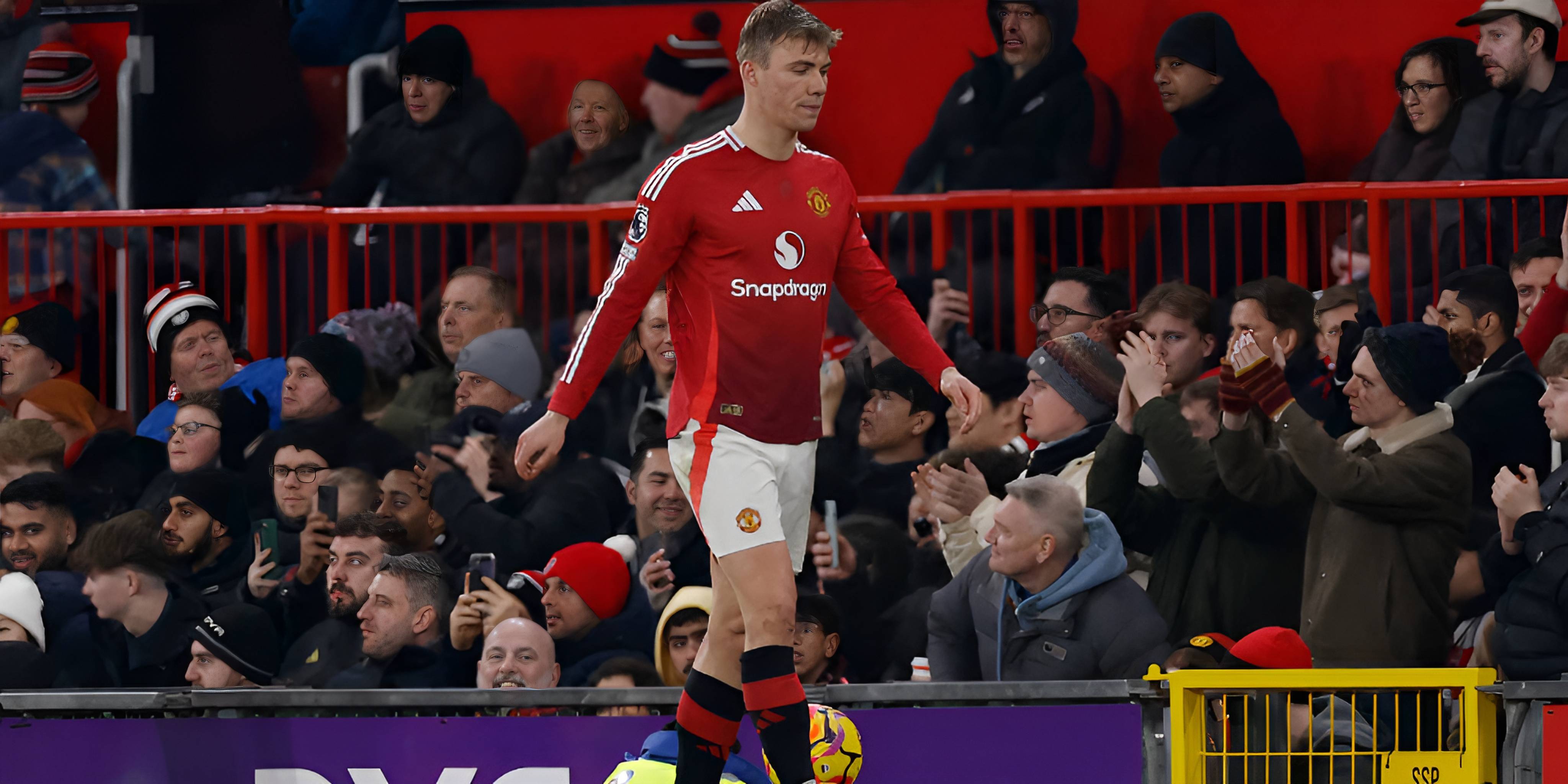 开云体育平台APP-曼联迎来一场历史性的篮球对决