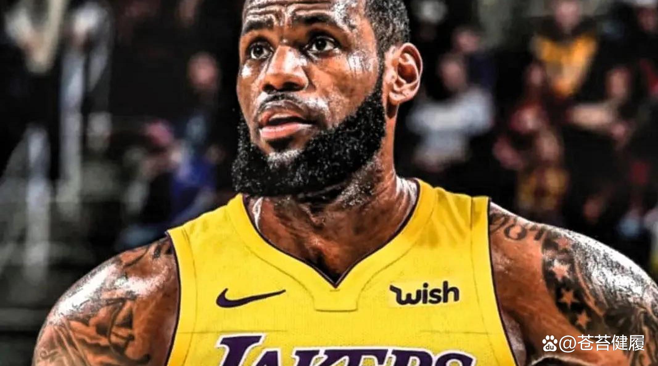 开云体育下载-詹姆斯的转会让粉丝惊险的简单介绍