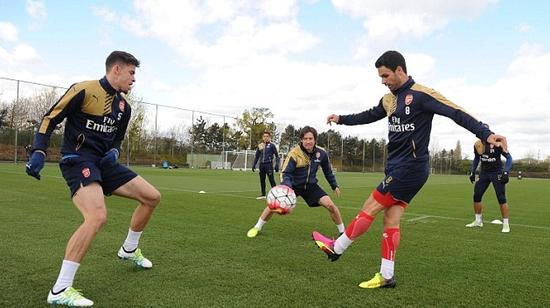 经验传授,老将成为球队的智囊团的简单介绍 经验传授,老将成为球队的智囊团的简单介绍