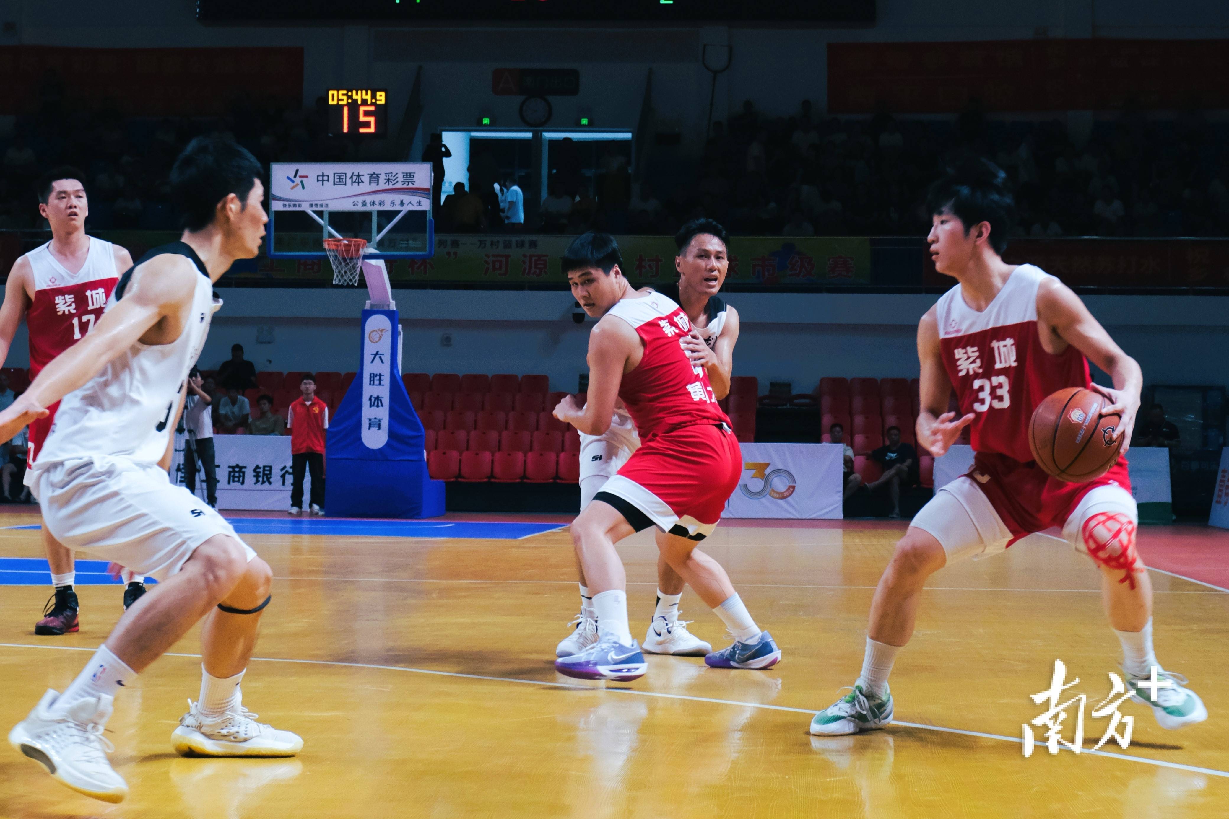 关于看点十足,篮球比赛势必精彩绝伦的信息 关于看点十足,篮球比赛势必精彩绝伦的信息