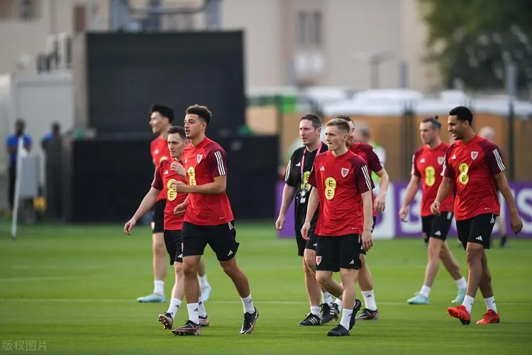 瑞士队备战威尔士的激烈战斗