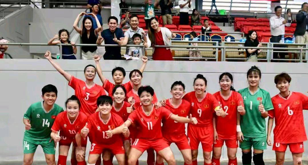 开云体育中国-女足新赛季揭幕开幕式精彩纷呈