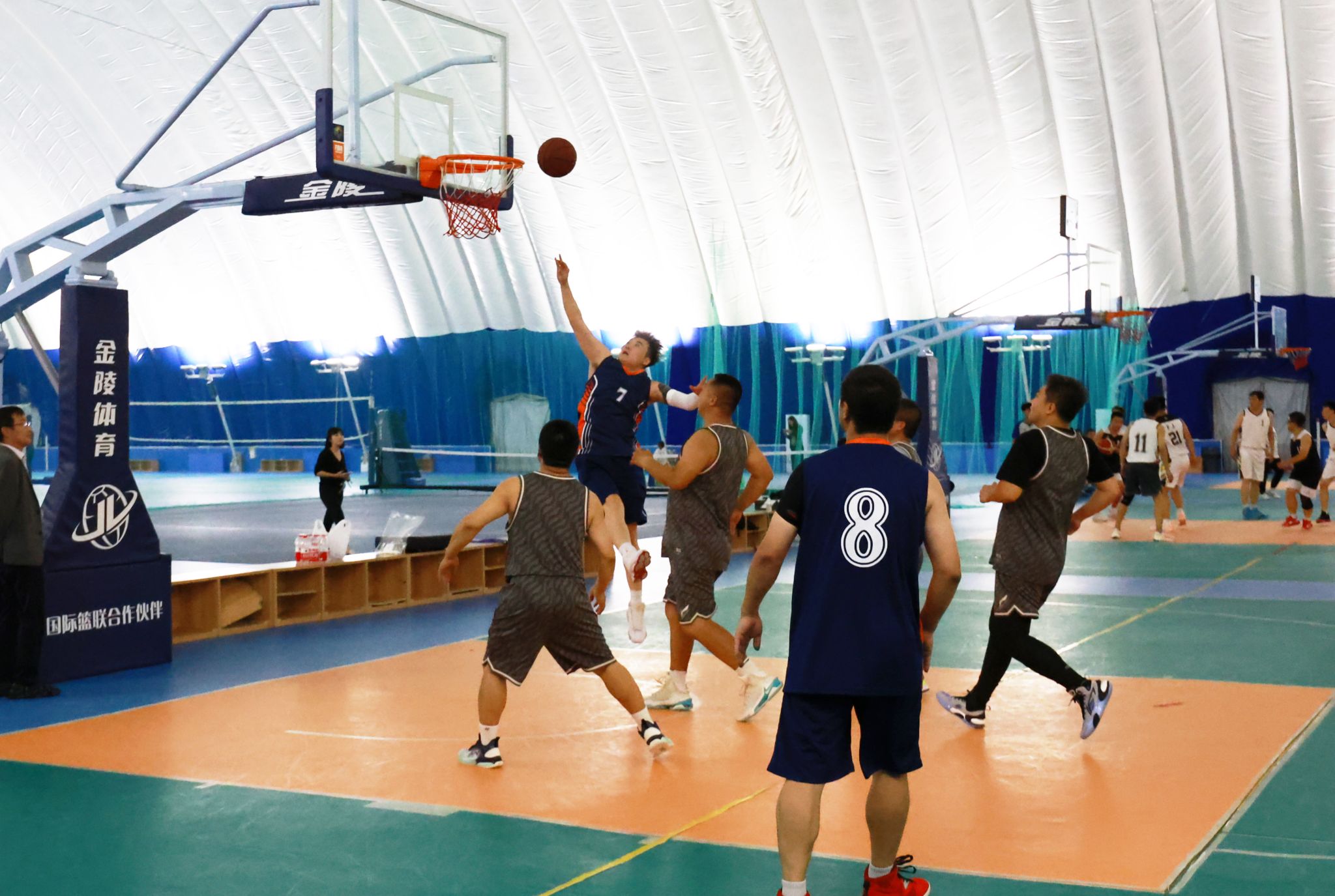 开云体育下载-篮球职业联赛全新战术训练，球队备战充分的简单介绍