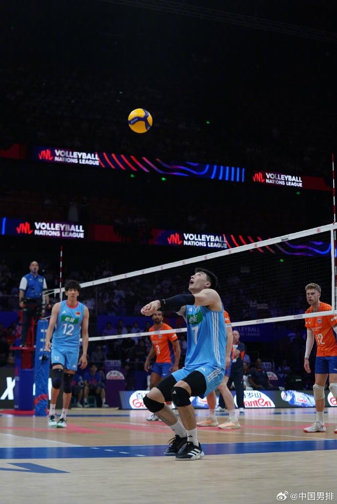 包含战胜强敌乃球队豪取比赛胜利关键的词条 包含战胜强敌乃球队豪取比赛胜利关键的词条