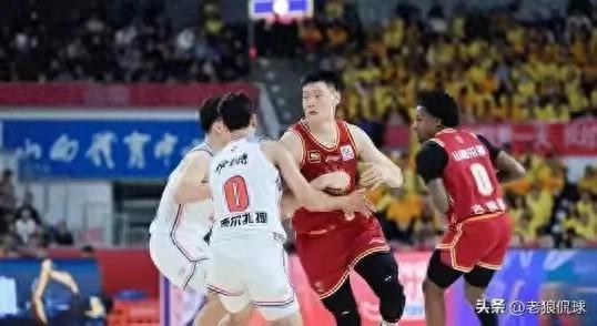 关于精彩对决:职业篮球比赛中球队实力对抗的信息 关于精彩对决:职业篮球比赛中球队实力对抗的信息