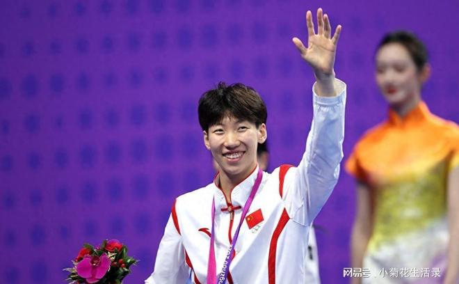 澳大利亚跳水名将表现不俗，斩获金牌