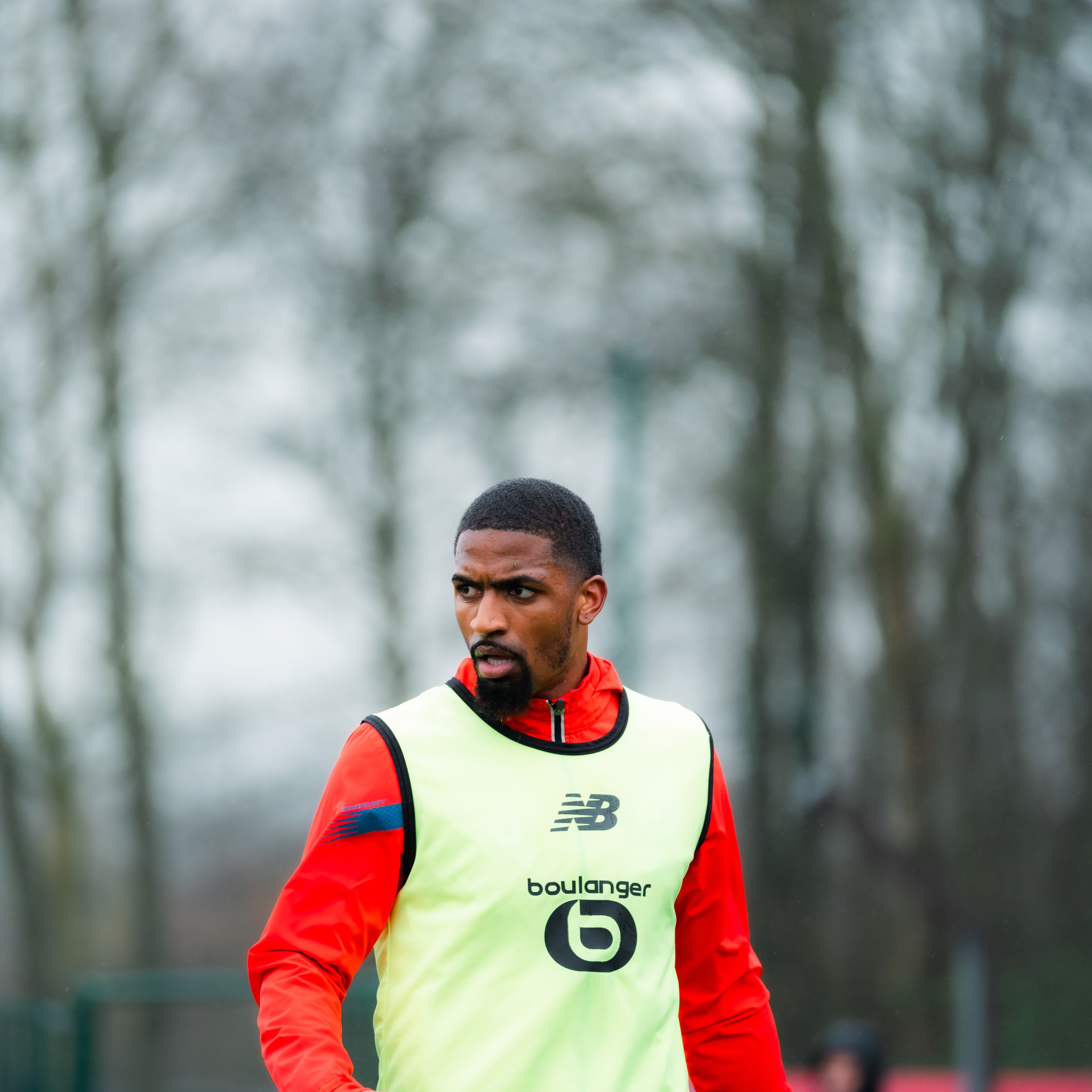 开云APP-德比郑州面临挑战，球队需全力备战下一场比赛的简单介绍