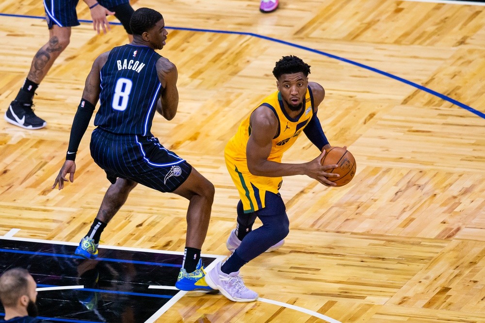 奇才碾压火箭,萨姆·米切尔高光表现的简单介绍 奇才碾压火箭,萨姆·米切尔高光表现的简单介绍